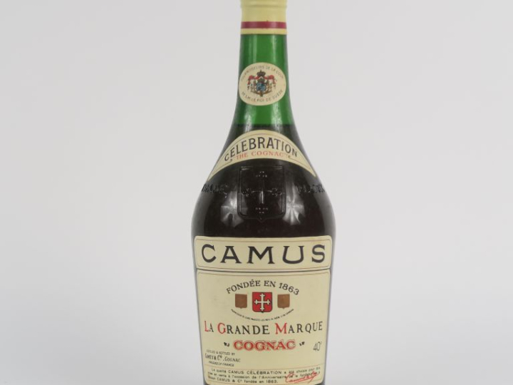 1 BOUTEILLE COGNAC LA GRANDE MARQUE 'CELEBRATION' - PAPIER DE SOIE