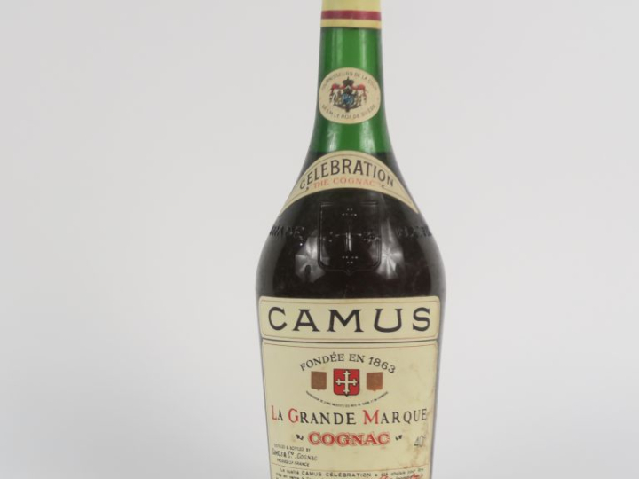 1 BOUTEILLE COGNAC LA GRANDE MARQUE 'CELEBRATION' - PAPIER DE SOIE