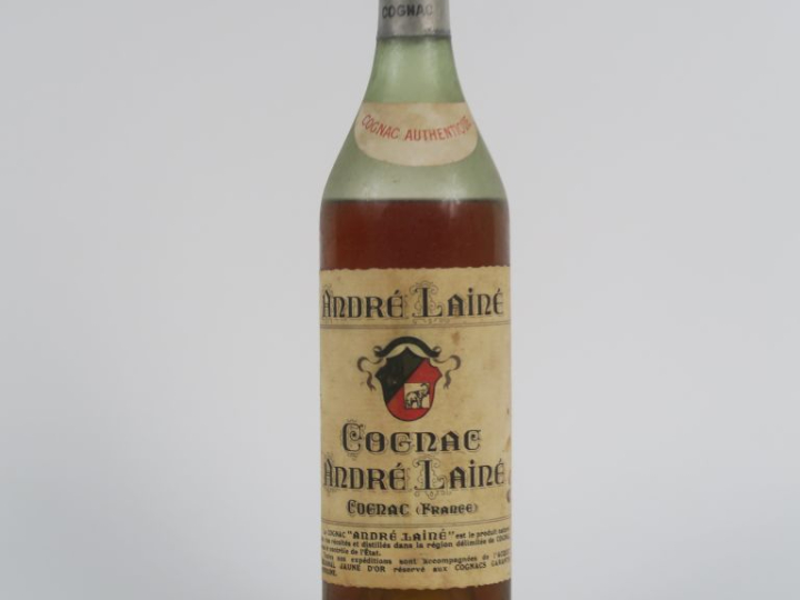 1 VIEILLE BOUTEILLE COGNAC ANDRÉ LAINÉ - NIVEAU BAS/CAPS AB