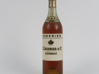 Vente aux enchères 1 VIEILLE BOUTEILLE COGNAC E. CUSENIER   CIE