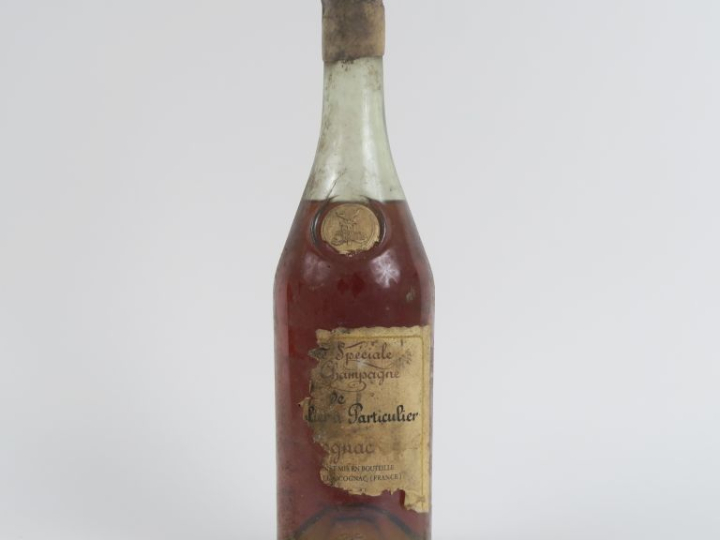 1 BOUTEILLE COGNAC - ETA/CAPS CIRE AB