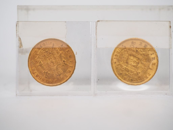 Deux pièces de 20 Francs or, 1861-A et 1870-A. FRAIS ACHETEURS 10% HT.