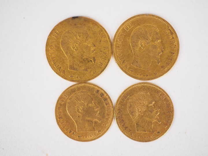 Ensemble comprenant :  - deux pièces de 10 Francs or, 1857-A et 1858-A