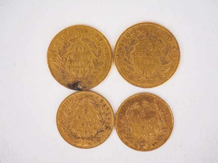Ensemble comprenant :  - deux pièces de 10 Francs or, 1857-A et 1858-A