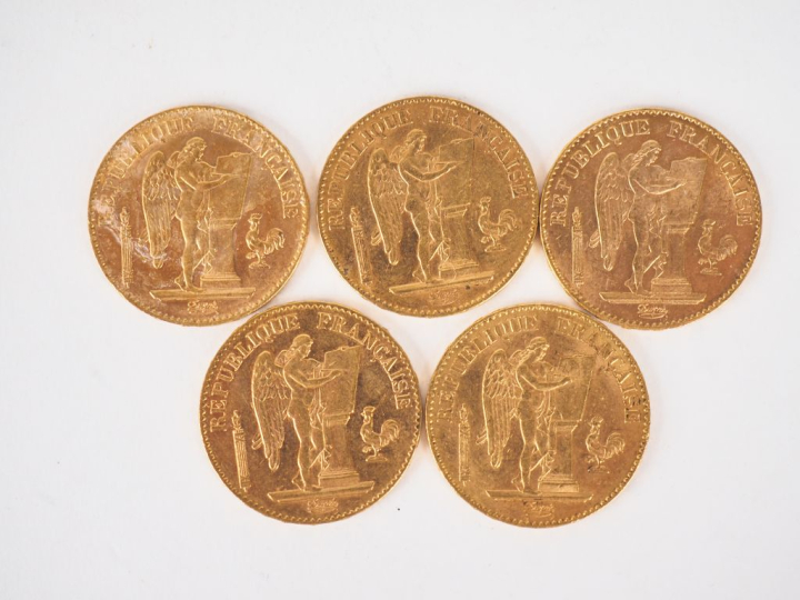 Cinq pièces de 20 Francs or, 1893-A (x4) et 1894-A. FRAIS ACHETEURS 10
