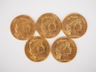 Vente aux enchères Cinq pièces de 20 Francs or, 1900, 1901 (x2) et 1902 (x2). FRAIS ACHET