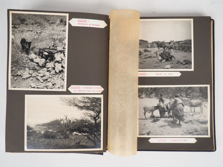 Album de 65  photographies en noir et blanc sur Djibouti offert au Gén
