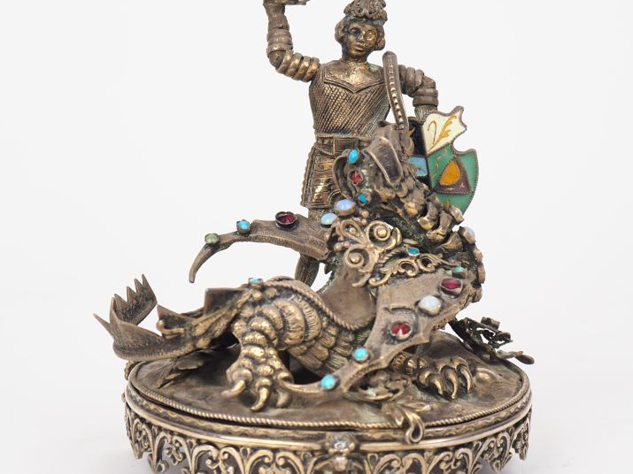 Sujet XIXème en vermeil, émail et pierres semi précieuses "St Georges 