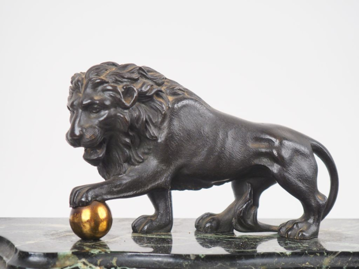 Garniture de cheminée 1900 en marbre vert, cristal et bronze à décor d