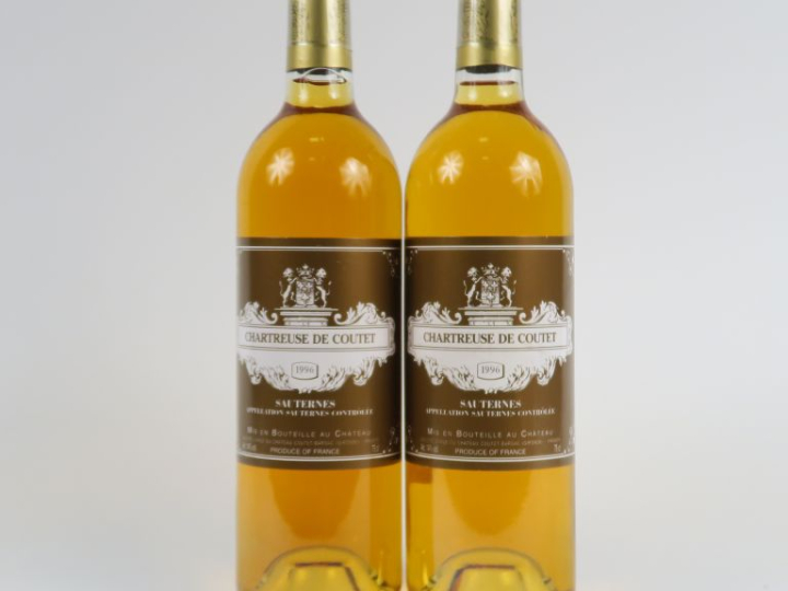2 BOUTEILLES CHARTREUSE DE COUTET SAUTERNES - 1996