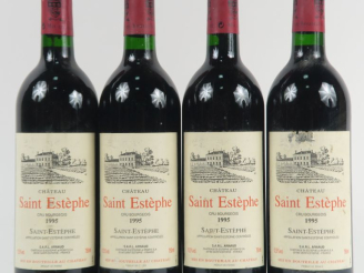Vente aux enchères 4 BOUTEILLES CHÂTEAU SAINT ESTEPHE CB ST ESTEPHE - 1995