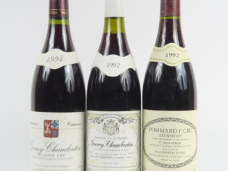 Vente aux enchères 3 BOUTEILLES : 1 GEVREY CHAMBERTIN 1er CRU DOMAINE CAMUS 1994 - 1 POMM