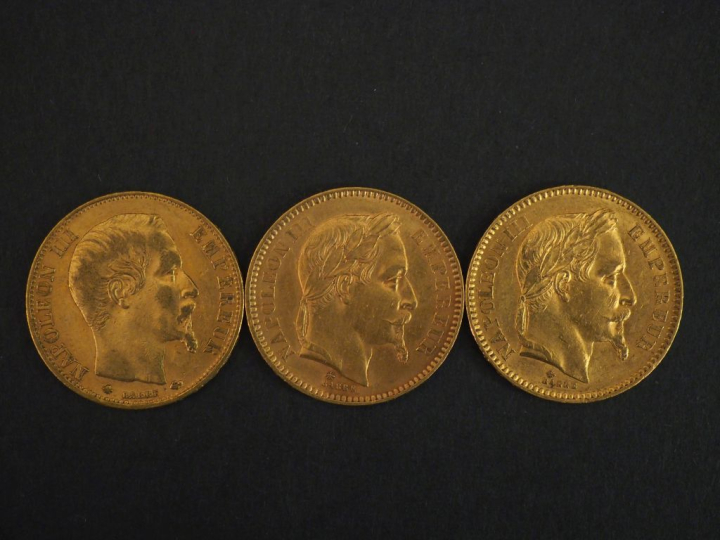 Trois pièces de 20 Francs or, 1860-BB, 1863-A et 1865-A.  FRAIS ACHETE