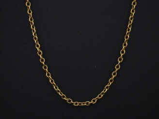 Vente aux enchères Chaine en or jaune 750, maille forçat.  Long. 50 cm Poids. 7,94 g   