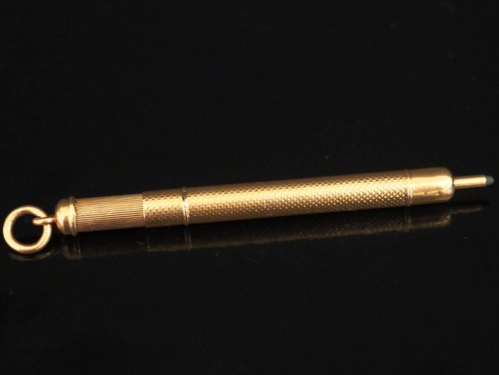 Porte-mine en or jaune 750.  Long. 4,8 cm Poids tel. 6,48 g   