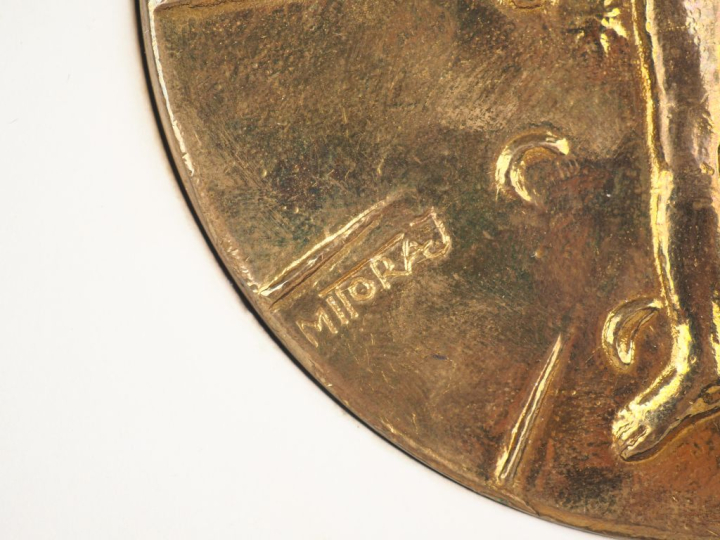 IGOR MITORAJ. "Articulations". Médaille en bronze signée et numérotée 