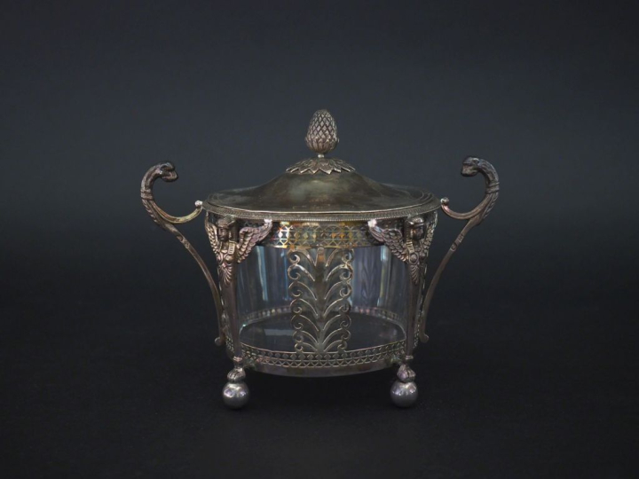 Sucrier à anses fin XVIIIème - début XIXème en argent 950, poinçon au 