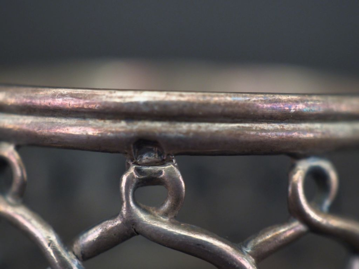 Saleron Napoléon III en argent 925, poinçon Minerve, à décor ajouré d'