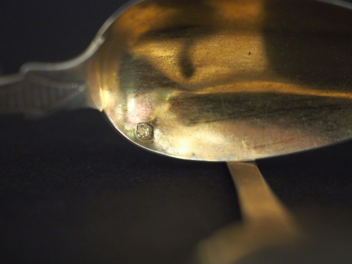 Suite de dix petites cuillères en argent et vermeil 925, poinçon Miner