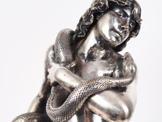 Vente aux enchères J. ANTOINE IDRAC. "Salammbô" Sculpture en bronze argenté, fonte Thieba