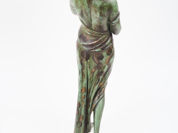 Sculpture 1940 en métal patiné vert et rehaussé d'or "maternité" H. 60