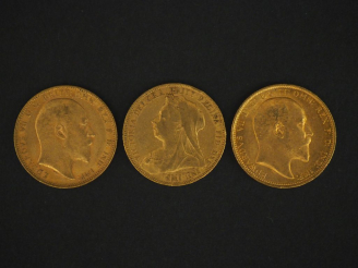 Vente aux enchères Trois Souverains or, 1900,1902 et 1903. FRAIS ACHETEURS 10% HT.   