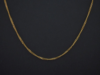 Vente aux enchères Chaine en or jaune 750, maille gourmette.  Long. 46 cm Poids. 5,58 g  