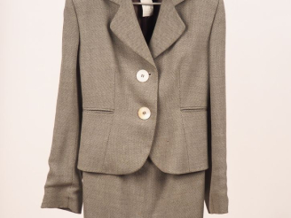 Vente aux enchères Christian DIOR, Boutique Ensemble de tailleur, veste et jupe en laine,