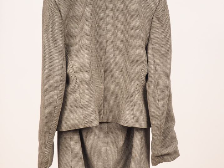 Christian DIOR, Boutique Ensemble de tailleur, veste et jupe en laine,