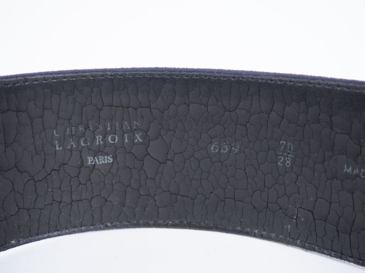 Christian LACROIX  Large ceinture bleu marine, garniture en métal doré