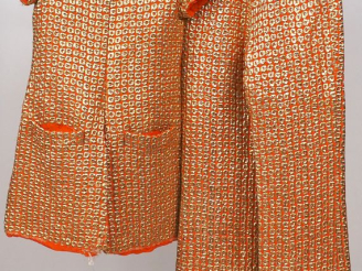 Vente aux enchères LANVIN, Paris Ensemble comprenant : un pantalon, une mini jupe et une 