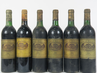 Vente aux enchères 6 BOUTEILLES CHÂTEAU BATAILLEY GCC PAUILLAC - 1988 - LB/BS