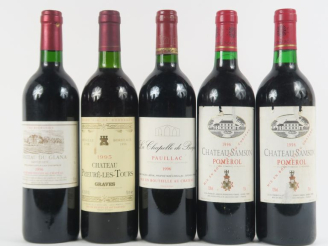 Vente aux enchères 5 BOUTEILLES de 1996 : 1 LA CHAPELLE DE BAGES PAUILLAC - 2 CHÂTEAU SAM