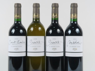 Vente aux enchères 4 BOUTEILLES DOURTHE 'LA GRANDE CUVÉE' : 2 GRAVES (1 BLANC 1995/1 ROUG