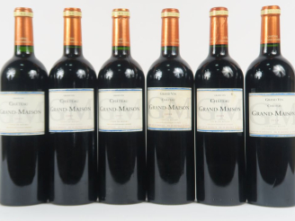 Vente aux enchères 6 BOUTEILLES CHÂTEAU GRAND MAISON CÔTES DE BOURG - 2004/2005/2007/2008
