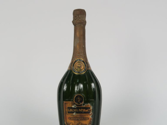 Vente aux enchères 1 BOUTEILLE CHAMPAGNE MUMM 'RENÉ LALOU' - 1979 - EA