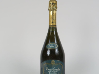Vente aux enchères 1 BOUTEILLE CHAMPAGNE GC VEUVE EMILLE 'BLANC DE BLANCS' - 1996 - BLS