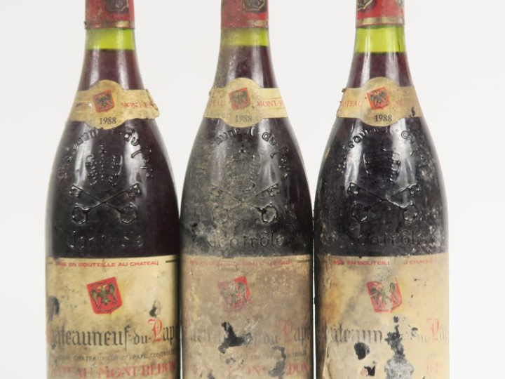 3 BOUTEILLES CHÂTEAUNEUF DU PAPE CHÂTEAU MONT REDON - 1988 - BS/EA