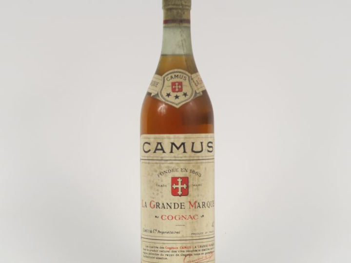 1 VIEILLE BOUTEILLE COGNAC CAMUS 'LA GRANDE MARQUE' - BS