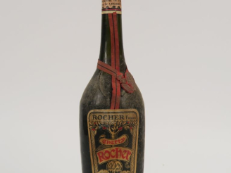 Vente aux enchères 1 VIEILLE BOUTEILLE (1 L) CHERRY ROCHER - CAPS AB