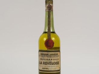 Vente aux enchères 1 VIEILLE BOUTEILLE EXQUISE LIQUEUR LA REVELOISE
