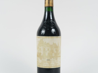 Vente aux enchères 1 BOUTEILLE CHÂTEAU HAUT BRION 1er GCC GRAVES - 1986 - EF