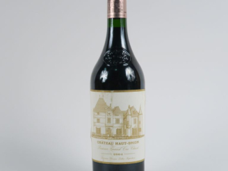 Vente aux enchères 1 BOUTEILLE CHÂTEAU HAUT BRION 1er GCC GRAVES - 2004 - ETLA