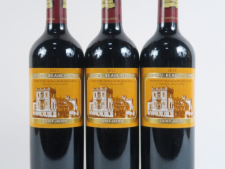 Vente aux enchères 3 BOUTEILLES CHÂTEAU DUCRU BEAUCAILLOU GCC ST JULIEN - 2011