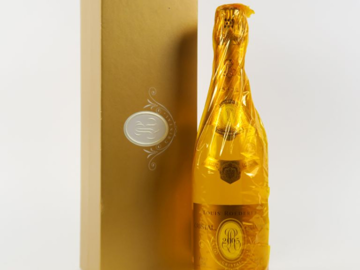 1 BOUTEILLE CHAMPAGNE CRISTAL ROEDERER - 2005 - COFFRET