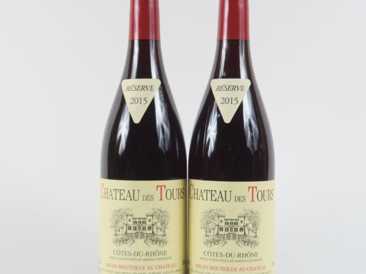 2 BOUTEILLES CHÂTEAU DES TOURS EMMANUEL RAYNAUD CÔTES DU RHÔNE - 2015
