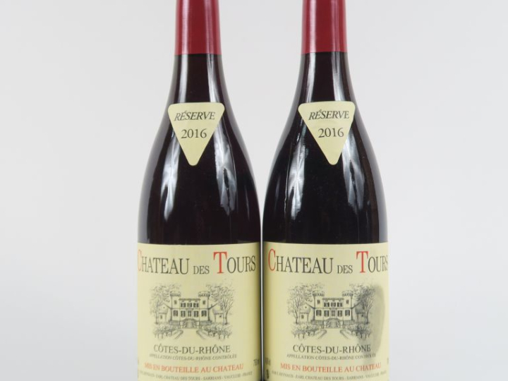 2 BOUTEILLES CHÂTEAU DES TOURS EMMANUEL RAYNAUD CÔTES DU RHÔNE - 2016 