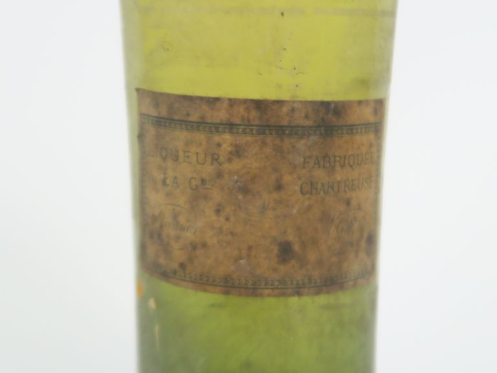 1 BOUTEILLE CHARTREUSE PÉRIODE 1878-1903 - BS/ES/BOUCHON NEUTRE à DÉCO