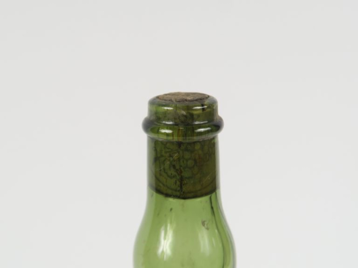 1 BOUTEILLE CHARTREUSE PÉRIODE 1878-1903 - BS/ES/BOUCHON NEUTRE à DÉCO