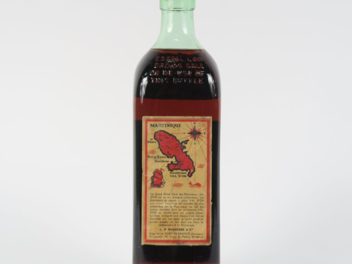 1 BOUTEILLE GRAND RHUM DORÉ DUQUESNE 45° - 1943 - EXPORT USA